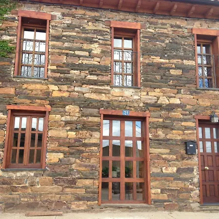 Casa De Piedra En * Muga de Alba