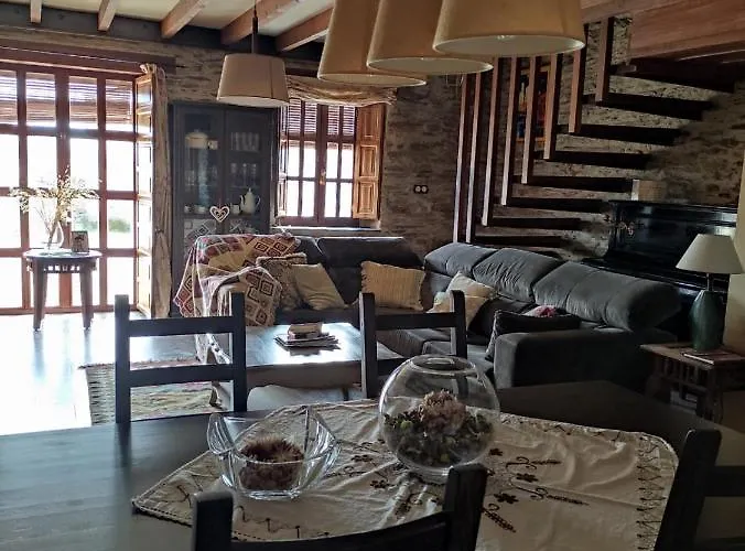 Casa De Piedra En * Muga de Alba