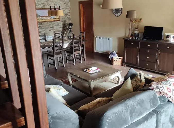 בית כפרי Casa De Piedra En *